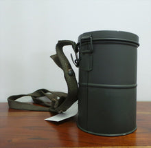 Carica l'immagine nel visualizzatore di Gallery, WW1 RIP. CONTENITORE MASCHERA ANTIGAS MOD 1915 AUSTRIACA ESERCITO TEDESCO PRIMA GUERRA