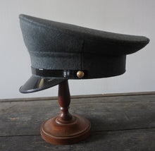 Carica l'immagine nel visualizzatore di Gallery, WW2 RIPRODUZIONE BERRETTO TESA MODELLO 1934 REGIO ESERCITO ITALIANO PANNO GRIGIOVERDE