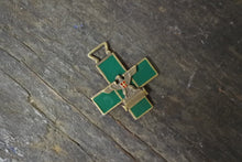 Carica l'immagine nel visualizzatore di Gallery, WW2 RIPRODUZIONE CROCE COMMEMORATIVA DEL IV CORPO D'ARMATA