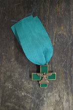 Carica l'immagine nel visualizzatore di Gallery, WW2 RIPRODUZIONE CROCE COMMEMORATIVA DEL IV CORPO D'ARMATA