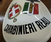 Carica l'immagine nel visualizzatore di Gallery, WW2 RIPRODUZIONE SCUDO DA CASERMA CC.RR. MOD B