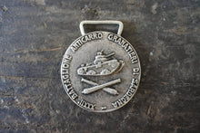 Carica l'immagine nel visualizzatore di Gallery, WW2 RIPRODUZIONE MEDAGLIA XXXII BATTAGLIONE ANTICARRO GRANATIERI DI SARDEGNA FRONTE RUSSO