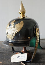 Carica l'immagine nel visualizzatore di Gallery, WW1 RIPRODUZIONE CASCO PICKELHAUBE CACCIATORI A CAVALLO ESERCITO PRUSSIANO/TEDESCO