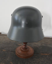 Carica l'immagine nel visualizzatore di Gallery, WW1 RIPRODUZIONE ELMETTO STAHLHELM M1916 ESERCITO TEDESCO