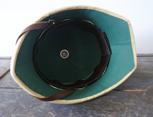 Carica l'immagine nel visualizzatore di Gallery, WW1 RIPRODUZIONE CASCO COLONIALE