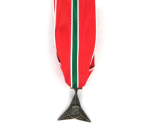 Carica l'immagine nel visualizzatore di Gallery, WW2 di Liberazione Riproduzione Medaglia Garibaldina a Tre Punte