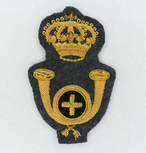Carica l'immagine nel visualizzatore di Gallery, WW1 Riproduzione Fregio per Berretto Regimento Cavalleggeri Regio Esercito Italiano