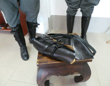 Carica l'immagine nel visualizzatore di Gallery, WW1 WW2 Riproduzione Gambali Mod 1907 NMeri o Cuoio Regio Esercito Italiano