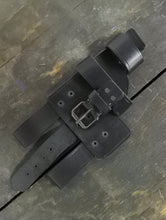 Carica l'immagine nel visualizzatore di Gallery, WW2 Riproduzione Fondina Gabbietta Beretta Mod 43 Nero