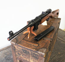 Carica l'immagine nel visualizzatore di Gallery, WW2 X Simulacro Pistola automatica MP 41