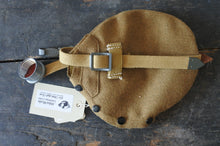 Carica l'immagine nel visualizzatore di Gallery, WW2 Riproduzione della fodera per borraccia coloniale Tedesca