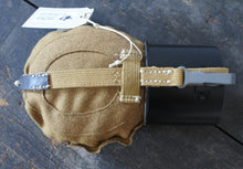 Carica l'immagine nel visualizzatore di Gallery, WW2 Riproduzione della fodera per borraccia coloniale Tedesca