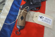 Carica l'immagine nel visualizzatore di Gallery, WW1 - Simulacro IN RESINA Dipinto A Mano Bodeo Modello A