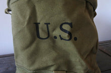 Carica l'immagine nel visualizzatore di Gallery, WW2 Riproduzione Sacco Trasporto Acqua Automezzo USA