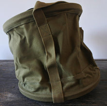 Carica l'immagine nel visualizzatore di Gallery, WW2 Riproduzione Sacco Trasporto Acqua Automezzo USA