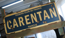 Carica l'immagine nel visualizzatore di Gallery, WW2 Riproduzione Segnale Stradale Carentan 1944