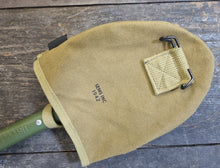 Carica l'immagine nel visualizzatore di Gallery, WW2 Riproduzione Custodia per Pala in Tela U S Army