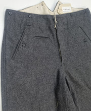Carica l'immagine nel visualizzatore di Gallery, WW2 Riproduzione Pantalone Esercito Tedesco mod 37/40.