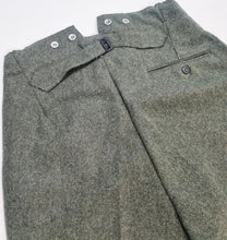 Carica l'immagine nel visualizzatore di Gallery, WW2 Riproduzione Pantalone Esercito Tedesco mod 40 Colore feld-grau/Grün