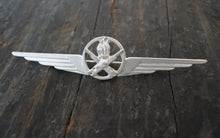 Carica l'immagine nel visualizzatore di Gallery, WW2 Riproduzione Distintivo Armieri Artificieri Regia Aeronautica Italiana