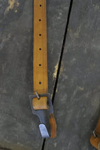 Carica l'immagine nel visualizzatore di Gallery, WW1 Riproduzione Cinghia Reggi Giberne Color Cuoio Regio Esercito Italiano