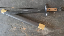 Carica l'immagine nel visualizzatore di Gallery, WW1 Riproduzione Baionetta in Resina Modello 91 a T Estraibile