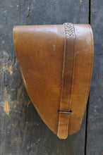 Carica l'immagine nel visualizzatore di Gallery, WW1 Riproduzione  Fondina della Beretta 1915/1917 Brevetto 1919 Cal  6,35