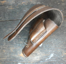 Carica l'immagine nel visualizzatore di Gallery, WW1 Riproduzione  Fondina della Beretta 1915/1917 Cal  7,65 Cuoio