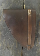 Carica l'immagine nel visualizzatore di Gallery, WW1 Riproduzione Fondina Beretta 1915 Calibro 9 Colore Cuoio