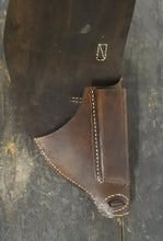 Carica l'immagine nel visualizzatore di Gallery, WW1 Riproduzione Fondina Beretta 1915 Calibro 9 Colore Cuoio