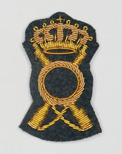 Carica l&#39;immagine nel visualizzatore di Gallery, WW2 Riproduzione Fregio Bustina Fanteria Ricamo Oro Regio Esercito Italiano
