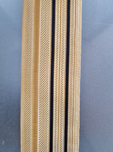 Carica l&#39;immagine nel visualizzatore di Gallery, WW2 Gallone Ufficiale Oro 2 Righe Nera Regio Esercito Italiano h 3,7 cm. Lungo 60 cm.
