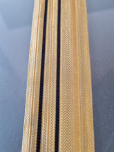 Carica l&#39;immagine nel visualizzatore di Gallery, WW2 Gallone Ufficiale Oro 2 Righe Nera Regio Esercito Italiano h 3,7 cm. Lungo 60 cm.

