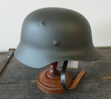Carica l&#39;immagine nel visualizzatore di Gallery, WW2 Riproduzione Elmetto Esercito Tedesco Mod 35/40
