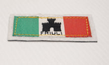Carica l&#39;immagine nel visualizzatore di Gallery, WW2 Riproduzione Distintivo da Braccio FRIULI Regio Esercito Italiano di Liberazione 19441945
