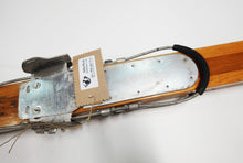 Carica l&#39;immagine nel visualizzatore di Gallery, WW2 Coppia di Sci Militari in Legno Esercito Italiano con Attacchi Kandahar a Molla  Altezza 195 cm
