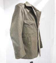 Carica l&#39;immagine nel visualizzatore di Gallery, WW1 Riproduzione Giacca da Ardito  Regio Esercito Italiano Grigioverde Chiaro
