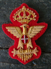 Carica l&#39;immagine nel visualizzatore di Gallery, WW2 RIPRODUZIONE FREGIO BUSTINA GENERALE REGIO ESERCITO ITALIANO
