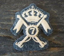 Carica l&#39;immagine nel visualizzatore di Gallery, WW1 WW2 Riproduzione Fregio da Ufficiale Lancieri 7° Reggimento Regio Esercito Italiano
