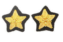 Carica l&#39;immagine nel visualizzatore di Gallery, WW1 WW2  Riproduzione Stellette Regio Esercito Italiano 17 mm con ricamo in canottiglia oro su panno nero.

