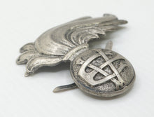 Carica l&#39;immagine nel visualizzatore di Gallery, WW1 Riproduzione Fiamma per Copricapo dei Carabinieri Reali con Insegna VE
