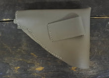 Carica l'immagine nel visualizzatore di Gallery, WW1 Riproduzione Fondina Beretta 1915 Calibro 9 Grigio-Verde Regio Esercito Italiano
