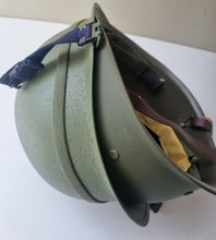 Carica l'immagine nel visualizzatore di Gallery, WW2 Riproduzione Elmetto M1 Esercito Amaricano
