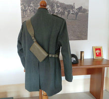 Carica l'immagine nel visualizzatore di Gallery, WW1 WW2 Riproduzione Bandoliera Ufficiale Medico Antichizzata Marrone Regio Esercito Italiano
