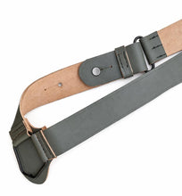 Carica l'immagine nel visualizzatore di Gallery, WW1 WW2 Riproduzione Bandoliera Modello 1897/89 Color Verde Regio Esercito Italiano
