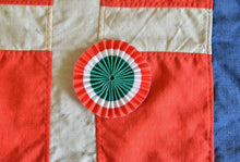 Carica l'immagine nel visualizzatore di Gallery, WW1 WW2 Riproduzione Coccarda Tricolore Diametro 8 cm
