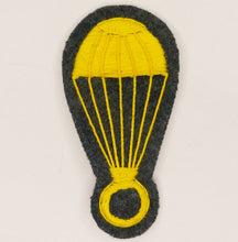 Carica l&#39;immagine nel visualizzatore di Gallery, WW2 Riproduzione Fregio Paracadutista GrigioVerde filo Giallo Regio Esercito Italiano
