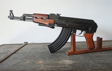 Carica l&#39;immagine nel visualizzatore di Gallery, Riproduzione Simulacro Ak-47 Kalashnikov Calcio Mobile
