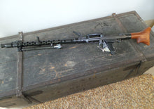 Carica l&#39;immagine nel visualizzatore di Gallery, WW2 - X - Simulacro MG 34 Maschinengewehr 34
