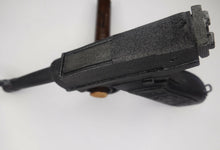 Carica l&#39;immagine nel visualizzatore di Gallery, WW1 - X - Simulacro Pistola Brixia 1913 In Resina fermacarte
